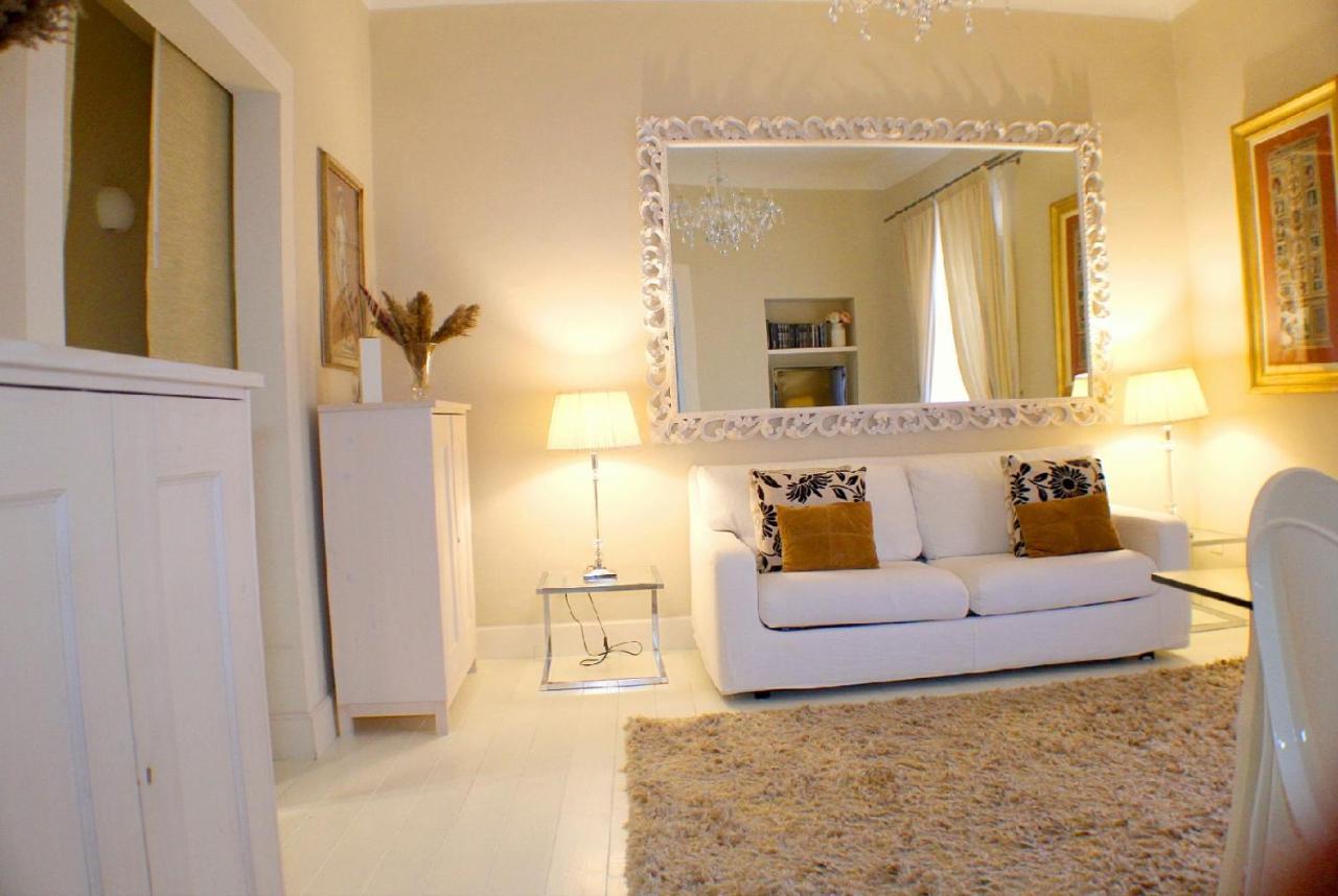 White Florence Suite Exteriör bild