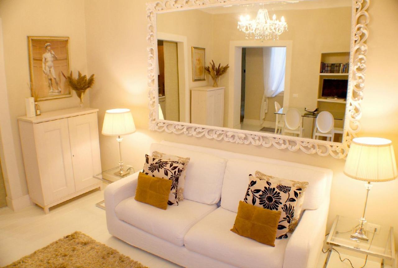 White Florence Suite Exteriör bild