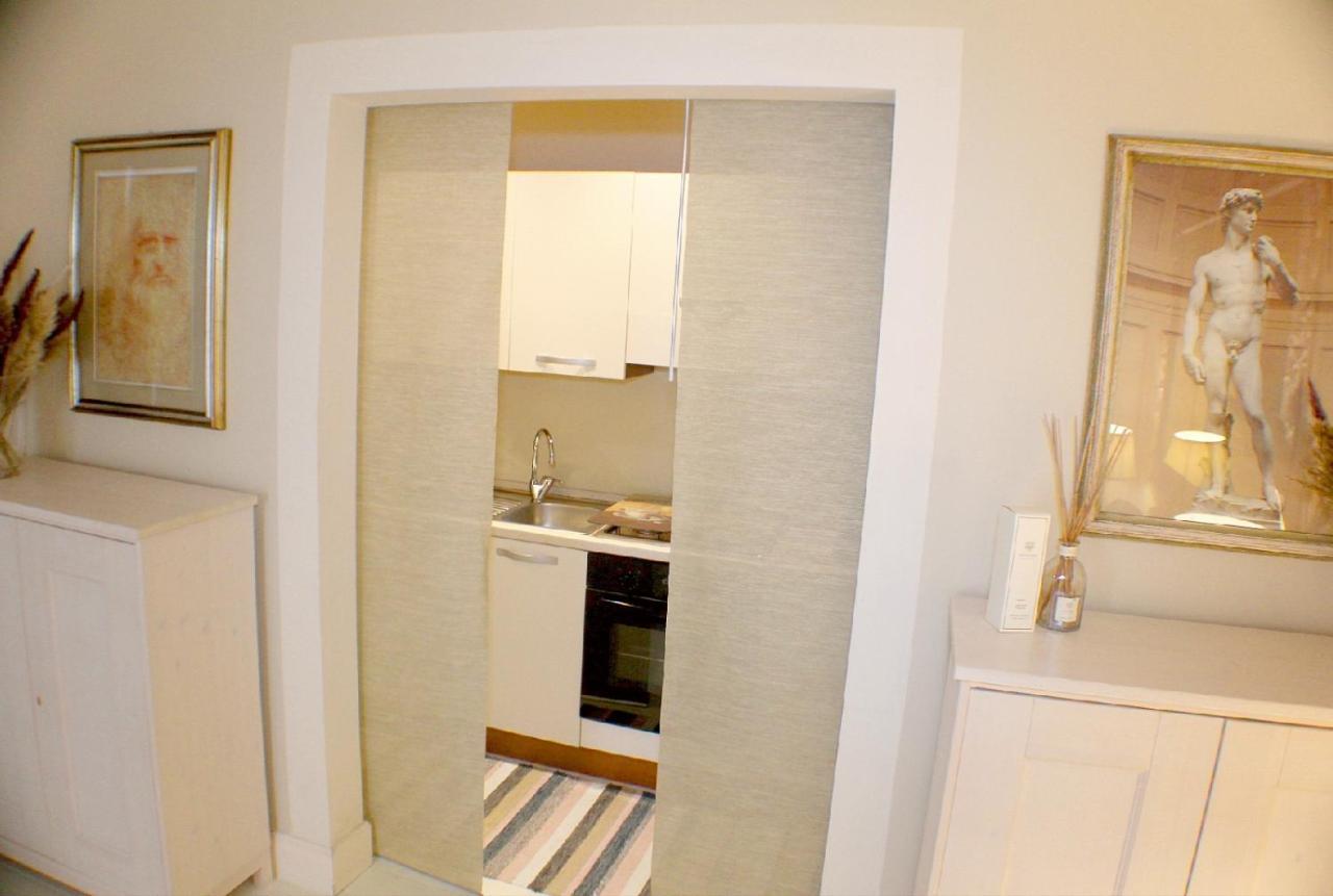 White Florence Suite Exteriör bild