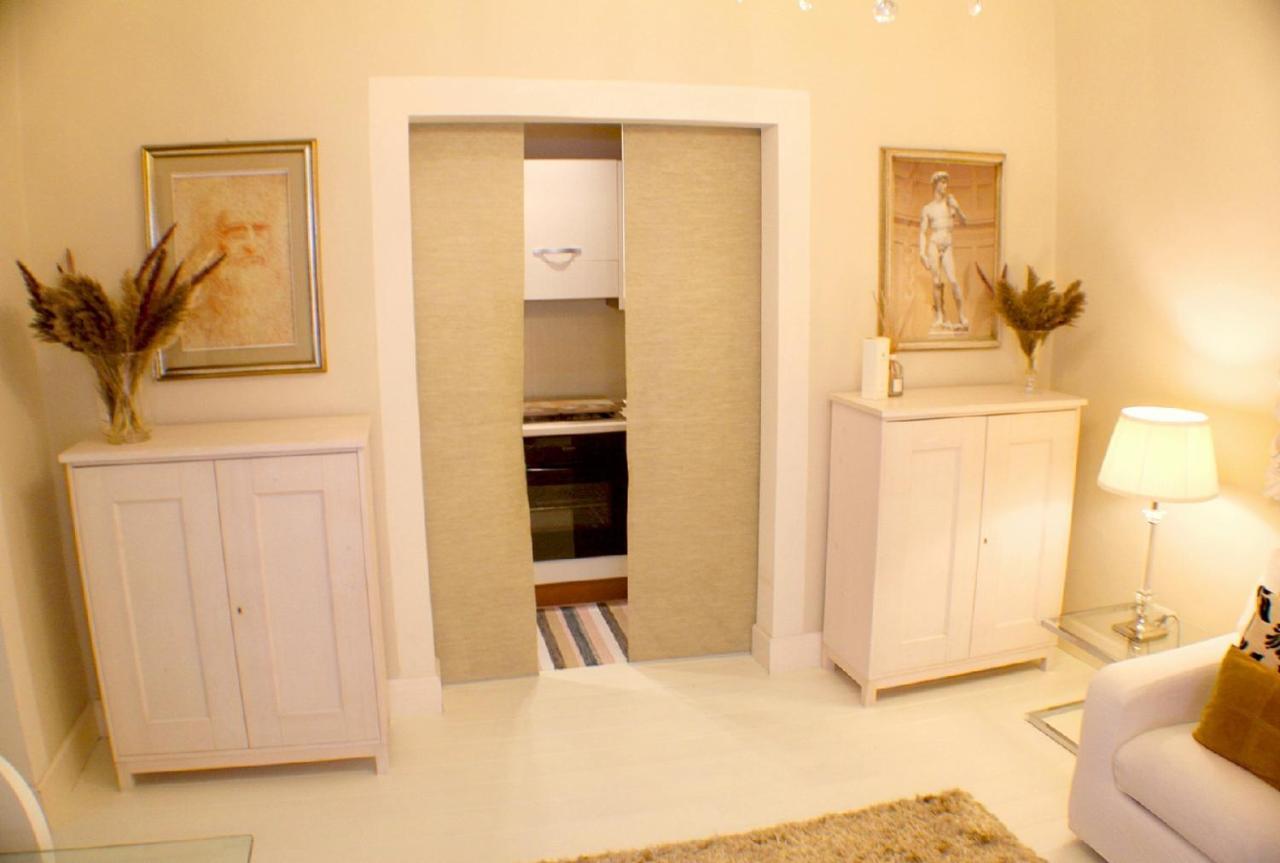 White Florence Suite Exteriör bild