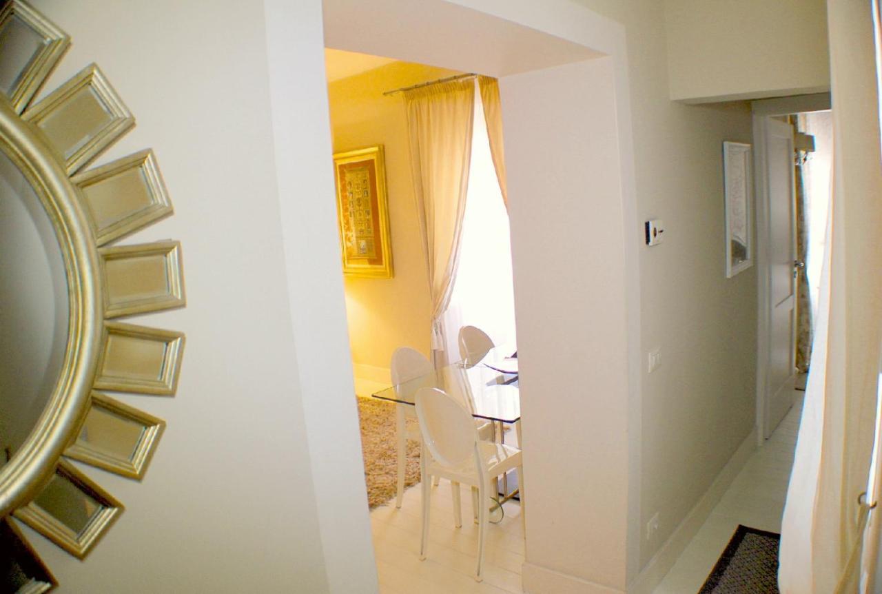 White Florence Suite Exteriör bild